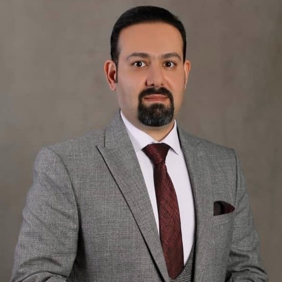 دکتر احسان خاکبازان